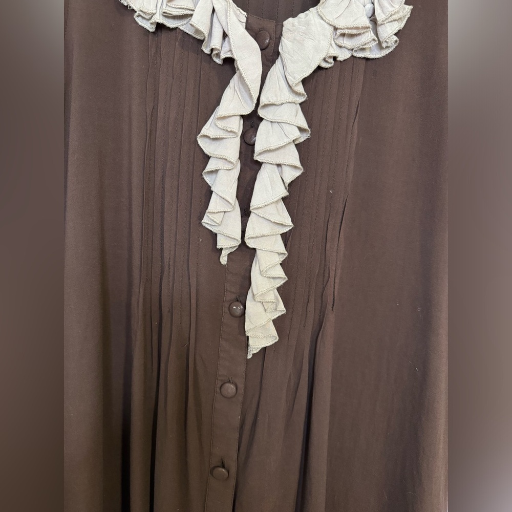 Cecico Ruffled Collar Blouse - Picture 4 of 5